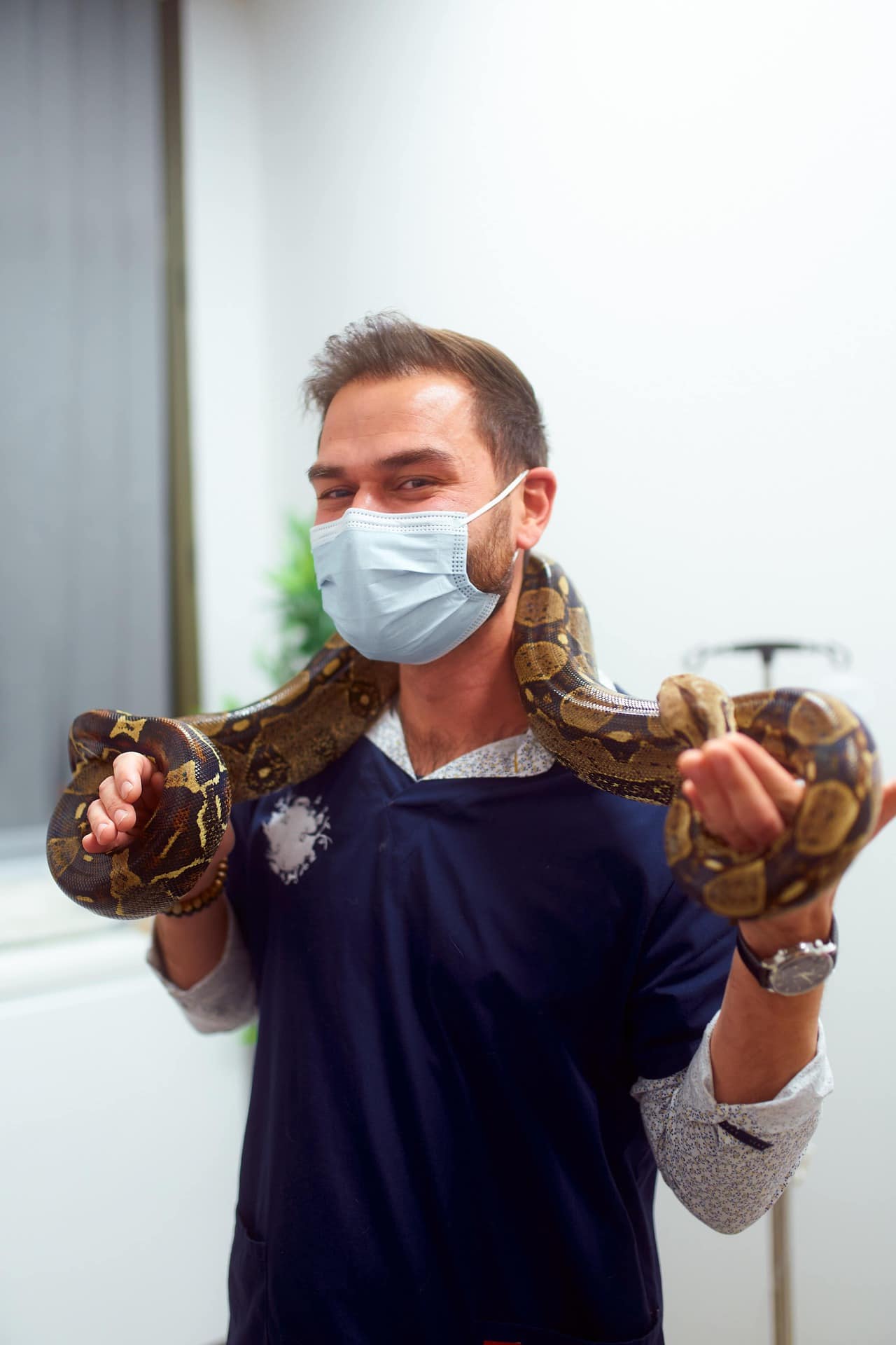dr juin serpent nac clinique val europe - NAC